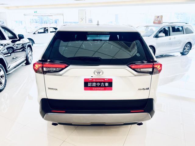 RAV4 2.0  第6張相片