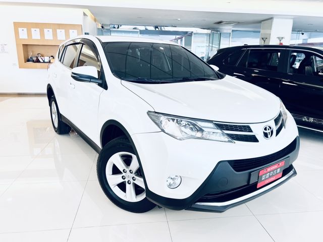 RAV4 2.0  第3張相片