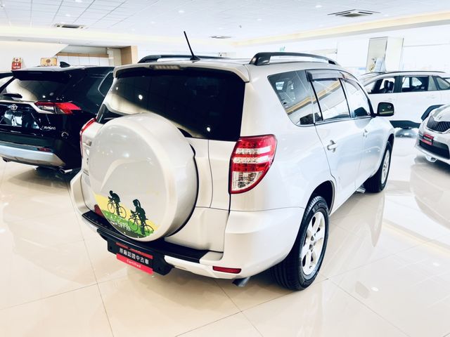 RAV4 2.4 2WD  第5張相片