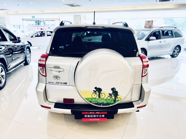 RAV4 2.4 2WD  第6張相片