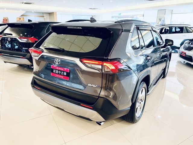 RAV4 2.0  第5張相片