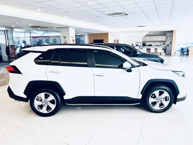 RAV4 2.0  第4張相片