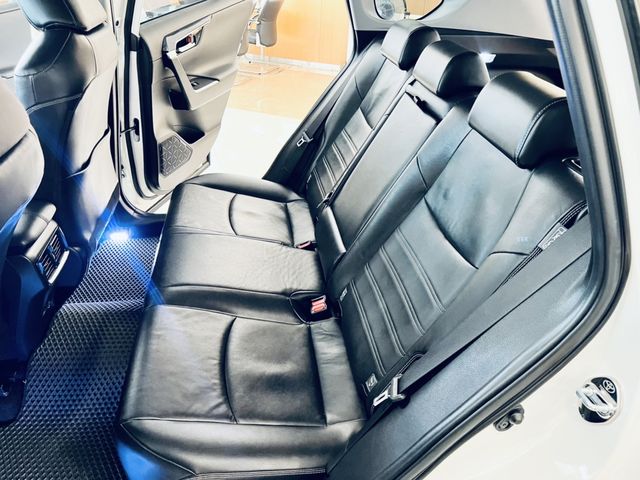 RAV4 2.0  第9張相片