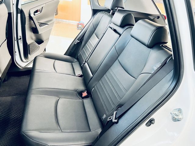 RAV4 2.5 HV  4WD  第9張相片