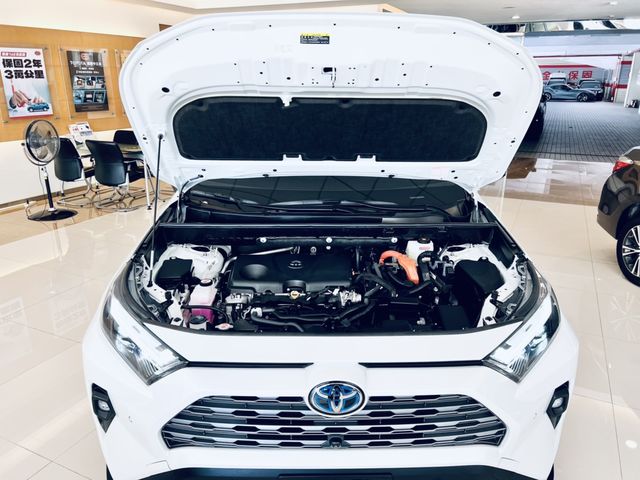 RAV4 2.5 HV  4WD  第10張相片