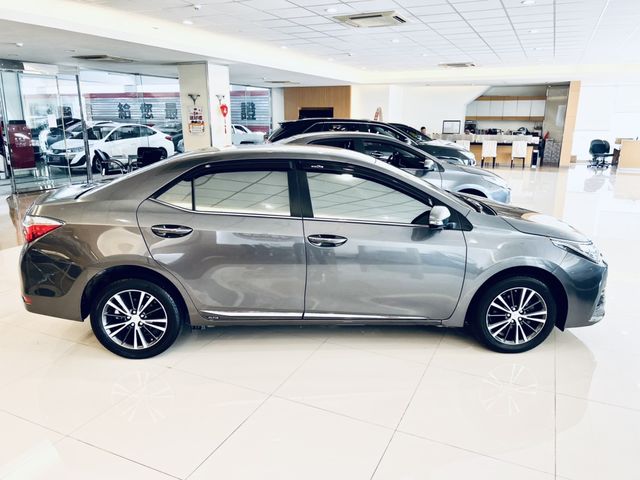 ALTIS 1.8  第4張相片