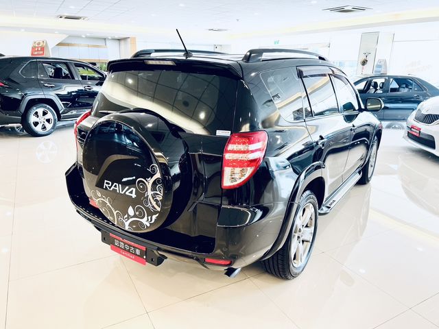 RAV4 2.4 2WD  第5張相片