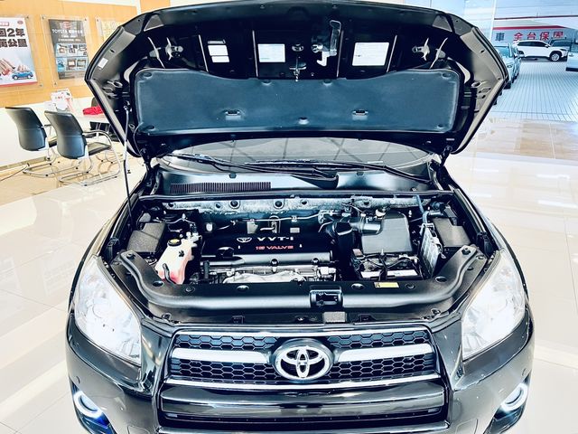 RAV4 2.4 2WD  第10張相片