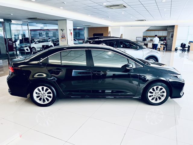 ALTIS 1.8  第4張相片