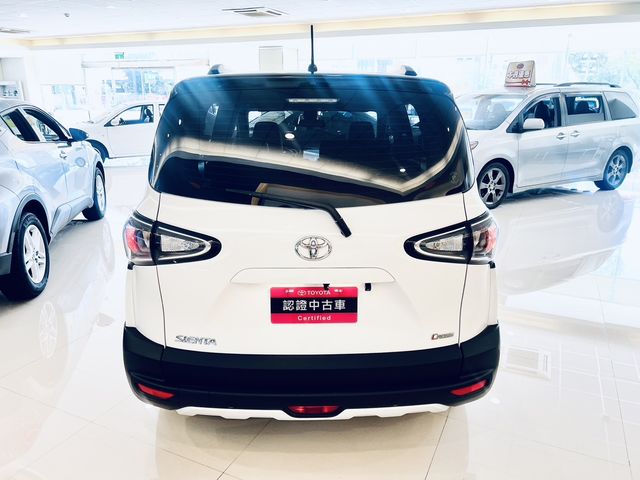 SIENTA 1.8  第6張相片