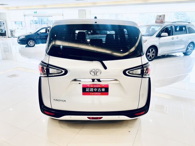 SIENTA 1.8  第6張相片