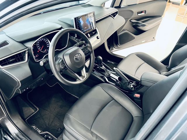 ALTIS 1.8  第8張相片