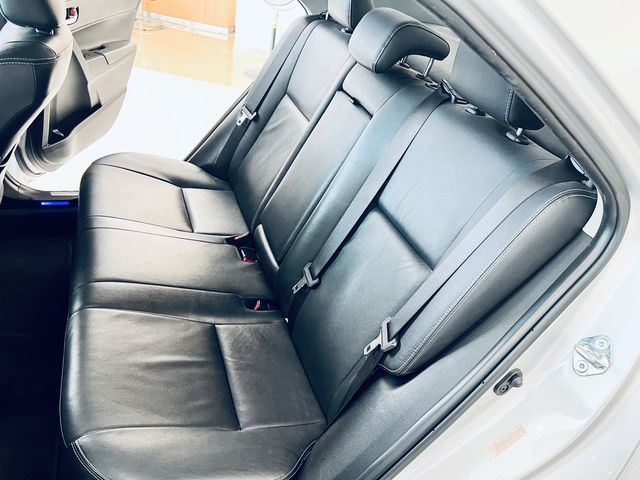 ALTIS 1.8  第9張相片