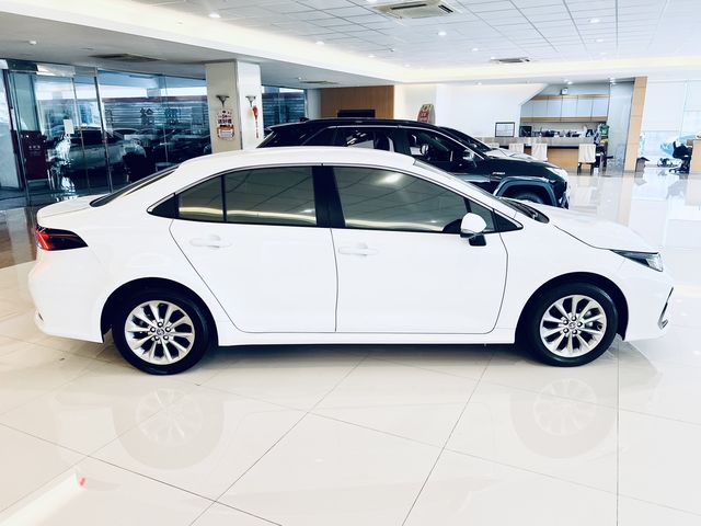 ALTIS 1.8  第4張相片