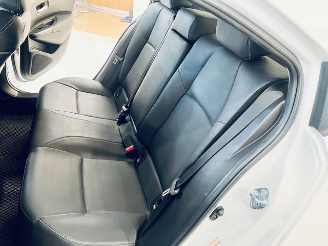 ALTIS 1.8  第7張相片