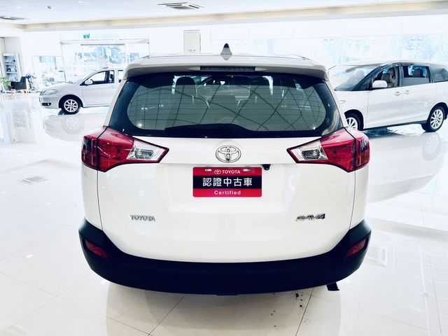 RAV4 2.0  第6張相片