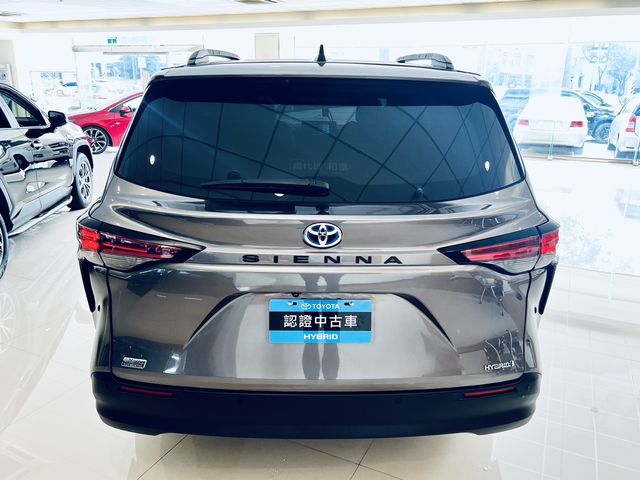 SIENNA 2.5HV  第6張相片