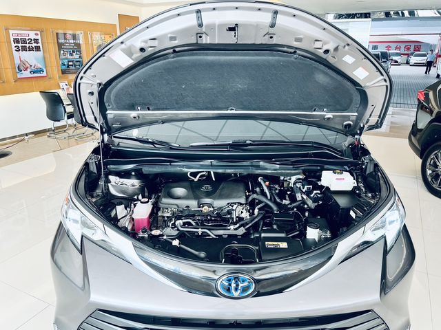 SIENNA 2.5HV  第10張相片