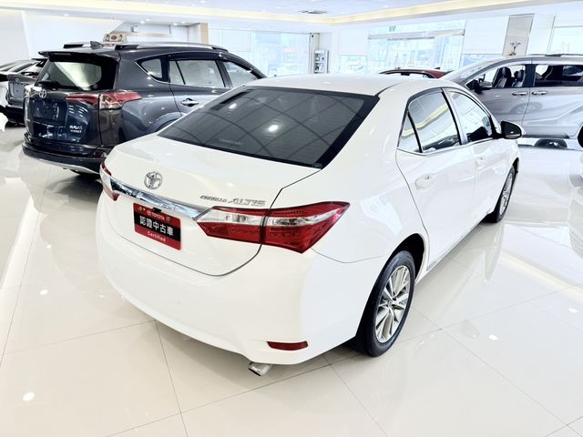 ALTIS 1.8  第5張相片