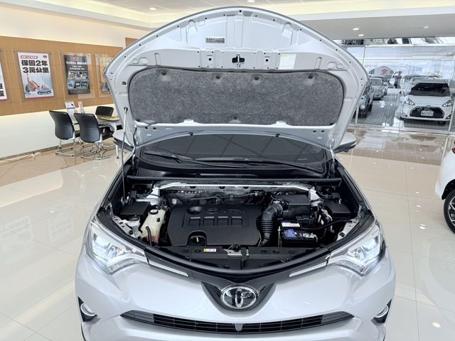 RAV4 2.0  第10張相片