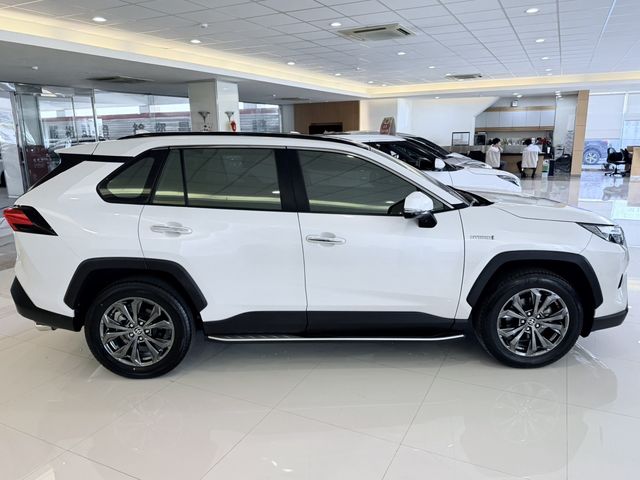 RAV4 2.5 4WD  第4張相片