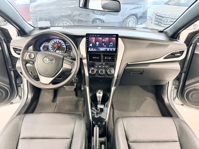 YARIS 1.5  第7張相片
