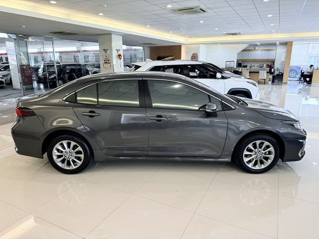 ALTIS 1.8  第4張相片