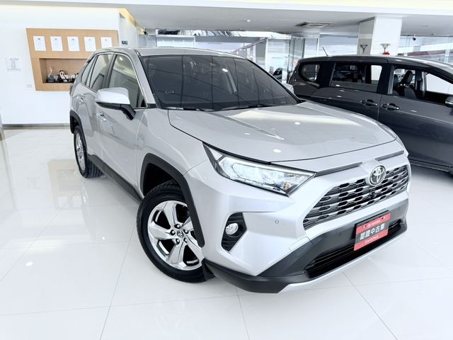 RAV4 2.0  第3張相片