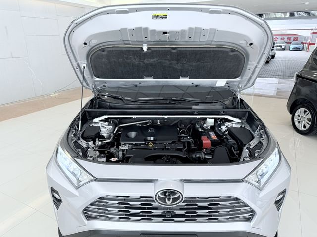 RAV4 2.0  第10張相片