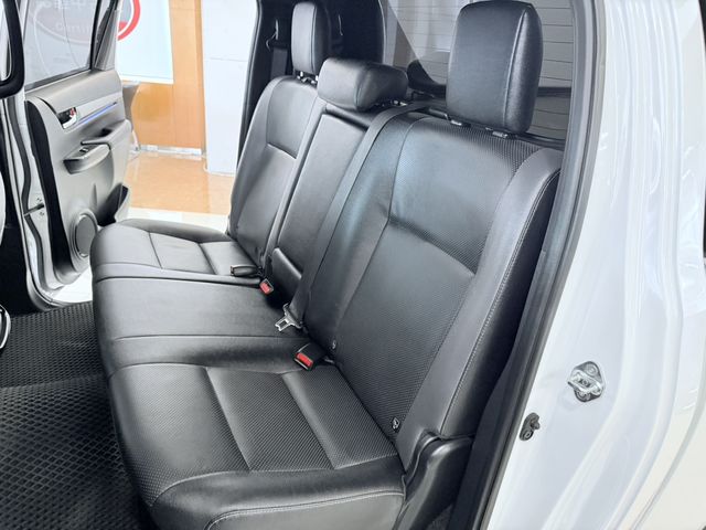 HILUX  第9張相片