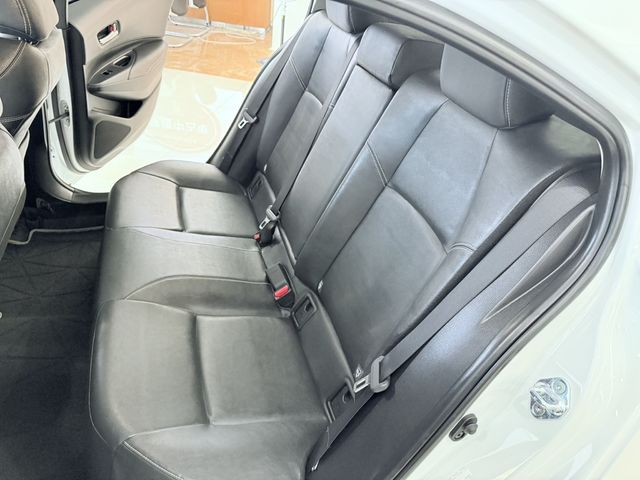ALTIS 1.8  第9張相片