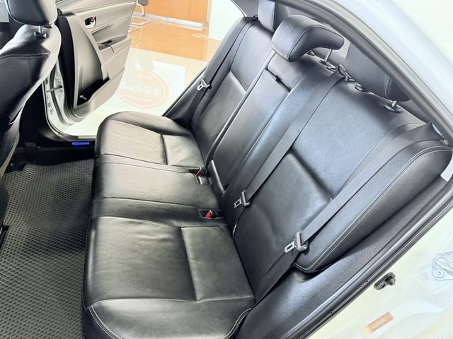 ALTIS 1.8  第9張相片