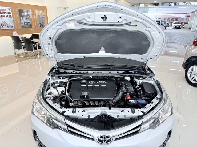 ALTIS 1.8  第10張相片