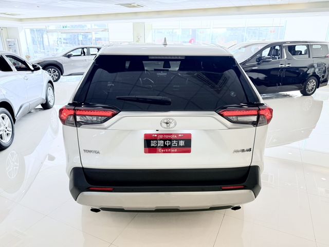 RAV4 2.0  第6張相片