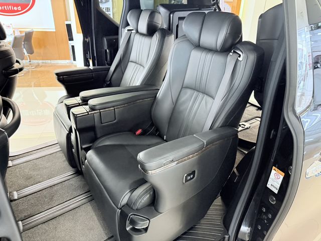 ALPHARD 2.5HV 4WD  第9張相片