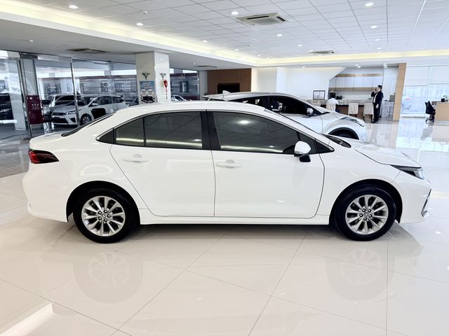 ALTIS 1.8  第4張相片