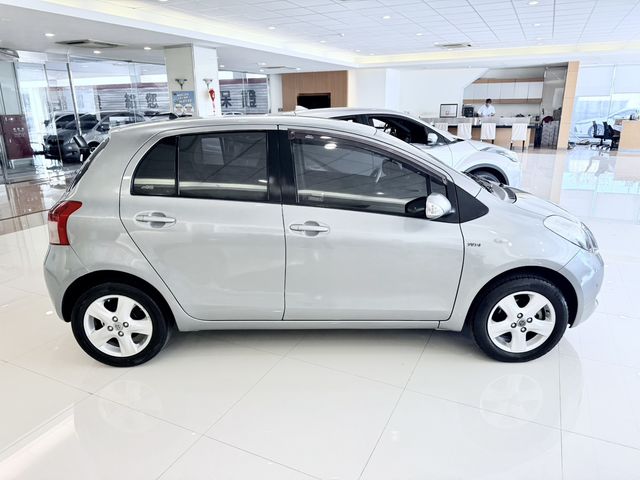 YARIS 1.5  第4張相片