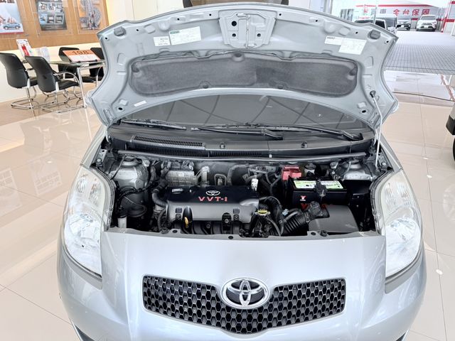 YARIS 1.5  第10張相片