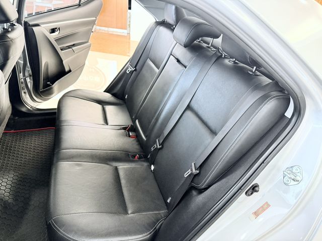 ALTIS 1.8  第9張相片