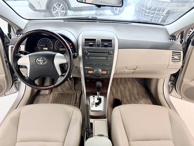 ALTIS 1.8  第7張相片