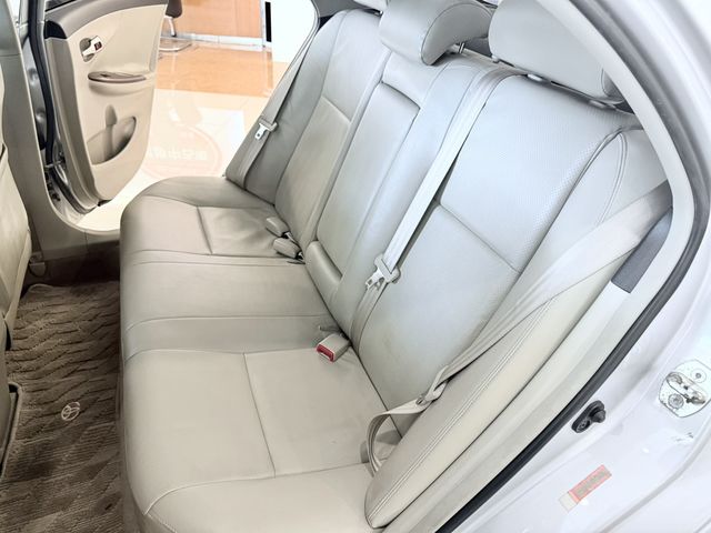 ALTIS 1.8  第9張相片