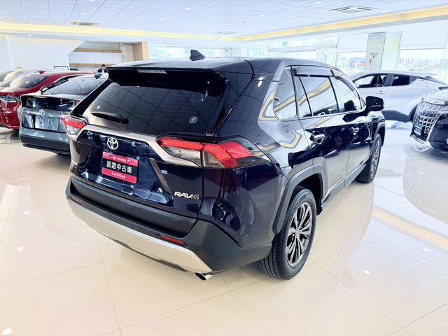 RAV4 2.0  第5張相片