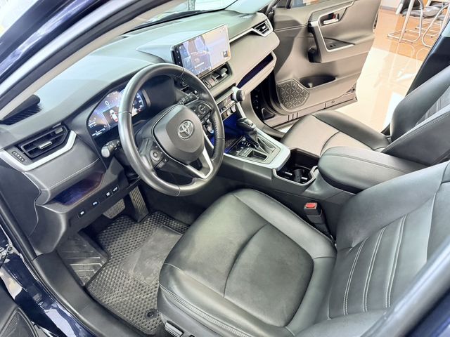 RAV4 2.0  第8張相片