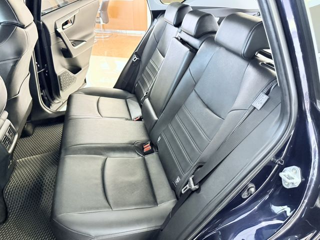 RAV4 2.0  第9張相片
