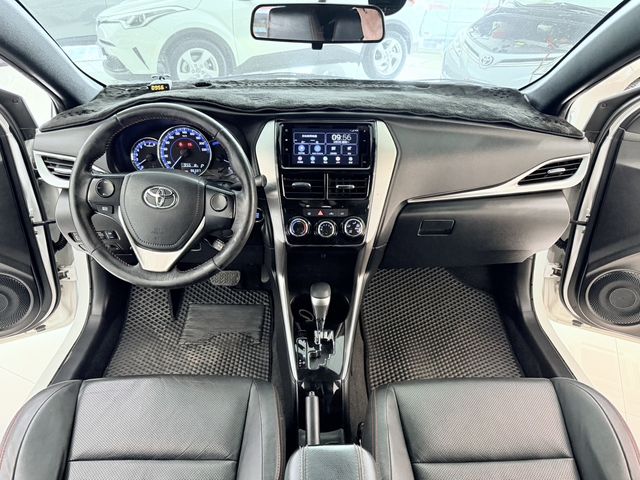 YARIS 1.5  第7張相片