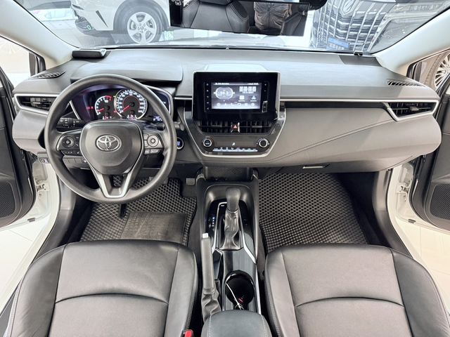 ALTIS 1.8  第7張相片