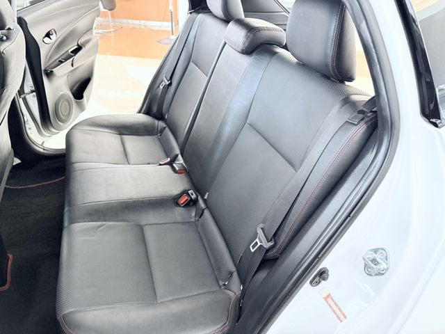 YARIS 1.5  第9張相片