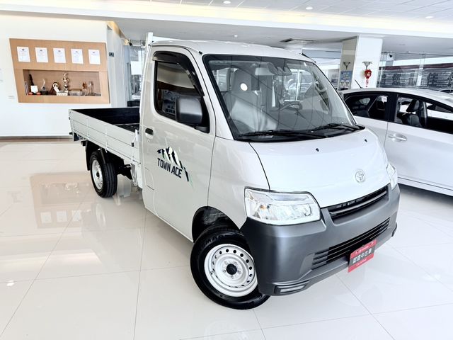 TOWN ACE 1.5  第3張相片