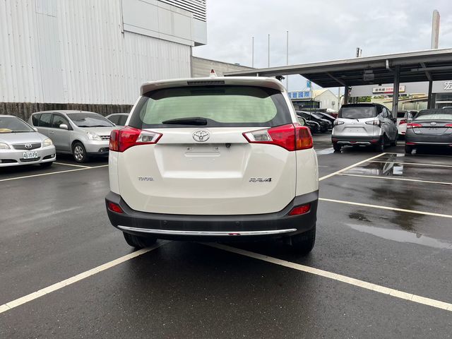 RAV4 2.0  第6張相片