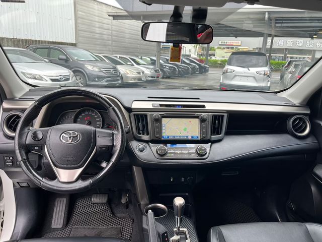 RAV4 2.0  第7張相片